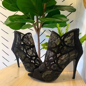 Steve Madden Lace Black Zip Up High Heel Booties